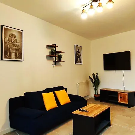 Holiday home Charmante Maison A En Couple Ou Solo Denain